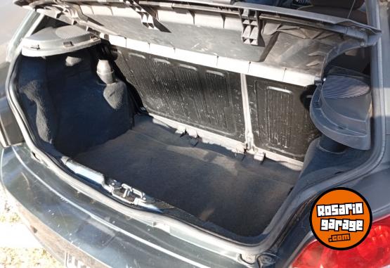 Autos - Fiat Palio ELX 1.4 2009 Nafta 190000Km - En Venta