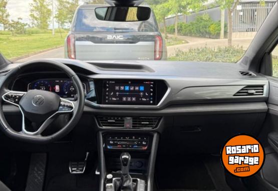 Autos - Volkswagen Taos Highline 2023 Nafta 34000Km - En Venta