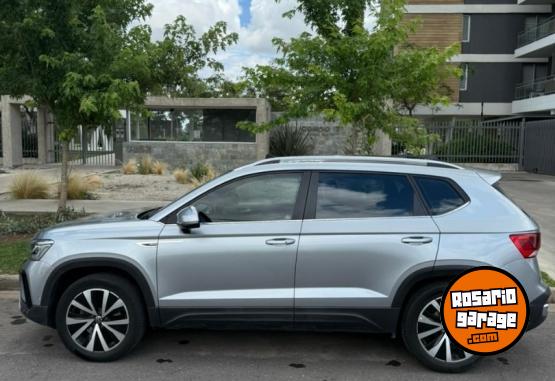 Autos - Volkswagen Taos Highline 2023 Nafta 34000Km - En Venta