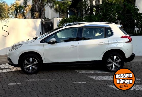 Autos - Peugeot 2008 FELINE 2016 Nafta 130000Km - En Venta
