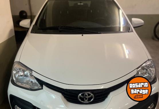 Autos - Toyota Etios aibo 2023 Nafta 97000Km - En Venta