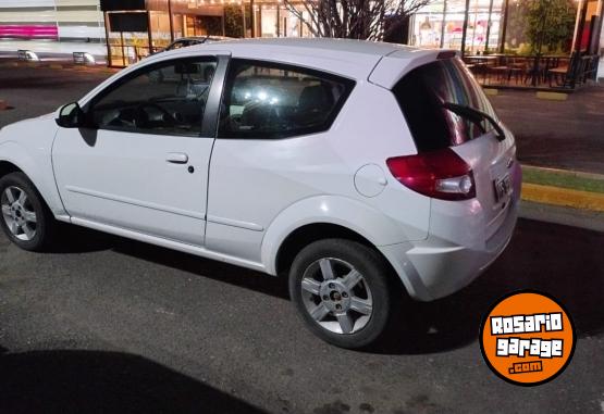 Autos - Ford Ka 1.6 2011 Nafta 150000Km - En Venta