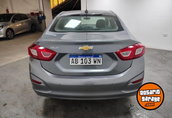 Autos - Chevrolet CRUZE  LT 1.4 TURBO MT 2017 Nafta 56000Km - En Venta
