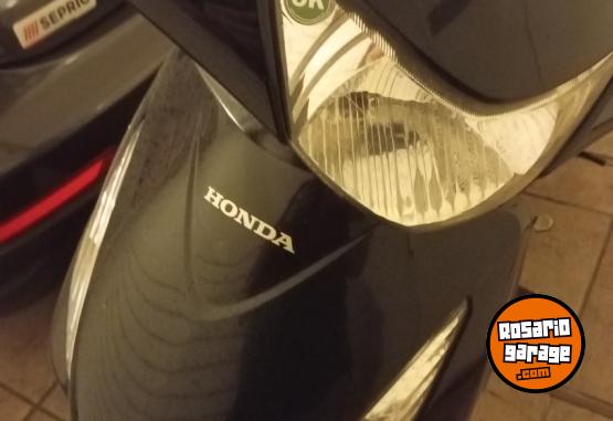 Motos - Honda Biz 2016 Nafta 17705Km - En Venta