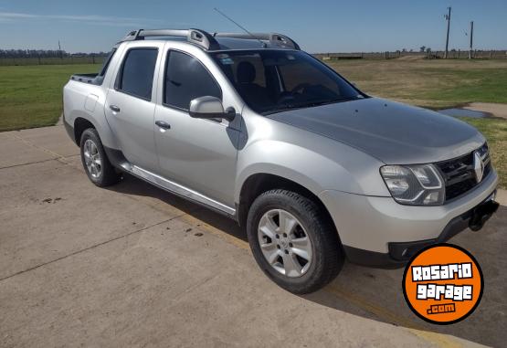 Camionetas - Renault Duster Oroch Dynamic 2.0 2016 GNC 140000Km - En Venta