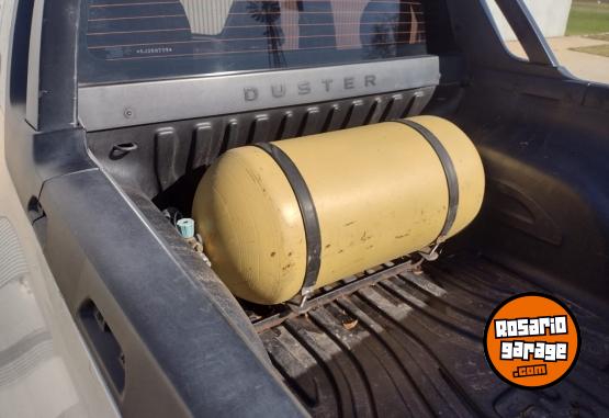 Camionetas - Renault Duster Oroch Dynamic 2.0 2016 GNC 140000Km - En Venta