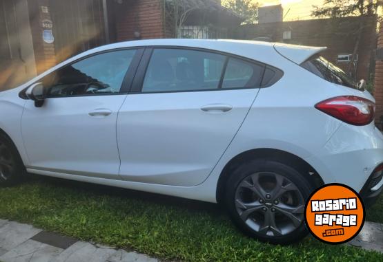 Autos - Chevrolet Cruze Lt 2020 Nafta 88000Km - En Venta