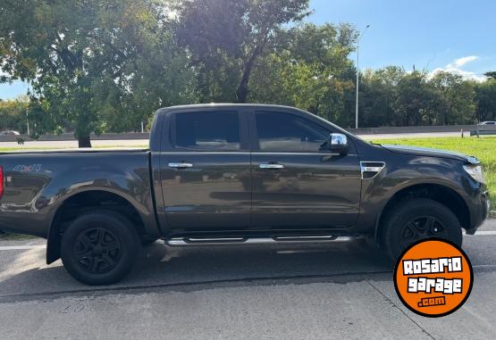 Camionetas - Ford RANGER 3.2 CXL 2015 Diesel 157000Km - En Venta