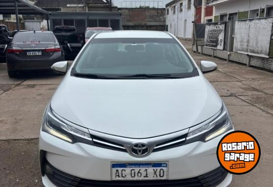 Autos - Toyota Corolla XEi 1.8 MT 2017 Nafta 130000Km - En Venta
