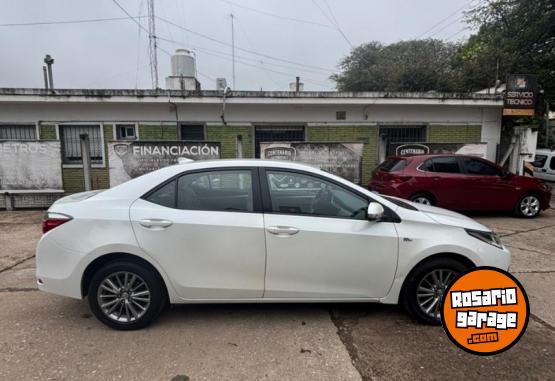 Autos - Toyota Corolla XEi 1.8 MT 2017 Nafta 130000Km - En Venta