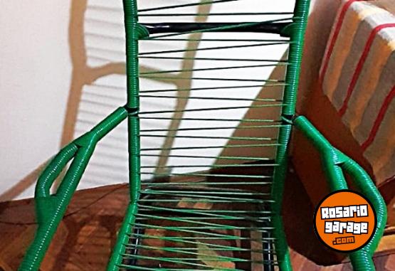 Hogar - SILLON REPOSERA MECEDORA DE HIERRO Y SOGA PVC VERDE - En Venta