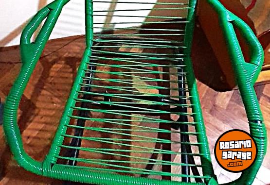 Hogar - SILLON REPOSERA MECEDORA DE HIERRO Y SOGA PVC VERDE - En Venta