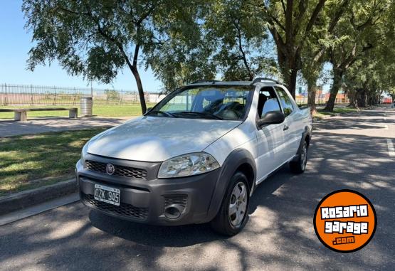 Camionetas - Fiat STRADA WORKING GNC 2015 GNC 240000Km - En Venta