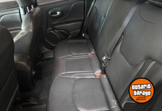 Autos - Chrysler Renegade 2021 Nafta 101000Km - En Venta