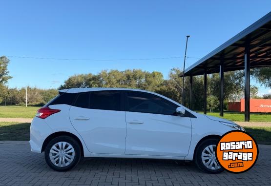Autos - Toyota Yaris 2024 Nafta 39000Km - En Venta