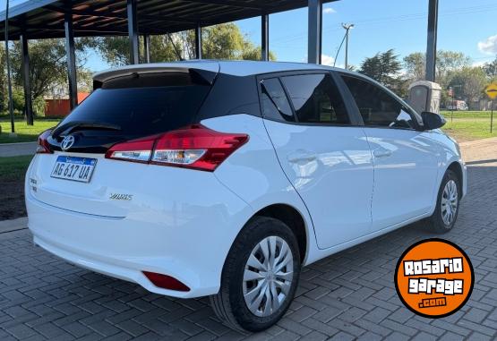 Autos - Toyota Yaris 2024 Nafta 39000Km - En Venta