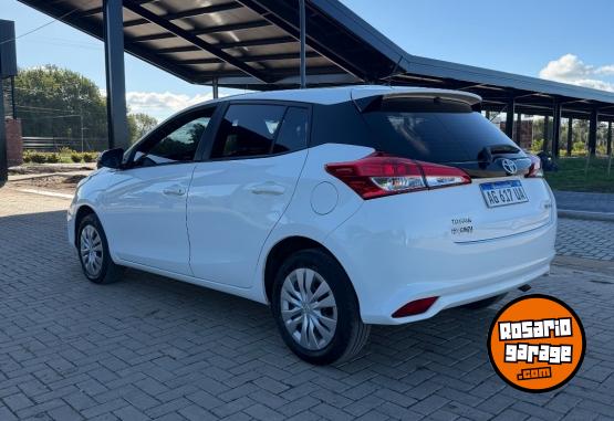 Autos - Toyota Yaris 2024 Nafta 39000Km - En Venta