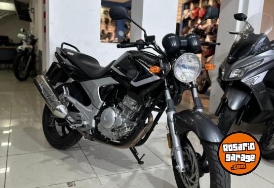 Motos - Zanella YAMAHA YBR 250 2017 Nafta 34500Km - En Venta