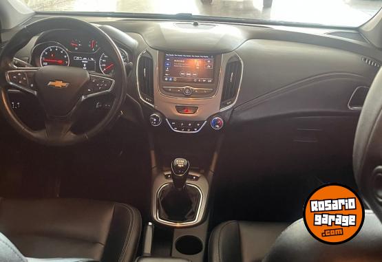 Autos - Chevrolet CRUZE 4P 1.4 TURBO LT MT 2021 Nafta 94634Km - En Venta