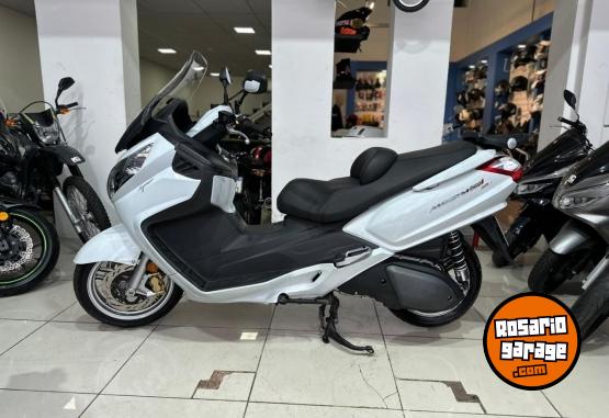 Motos - SYM SYM MAXSYM 600 2018 Nafta 6600Km - En Venta