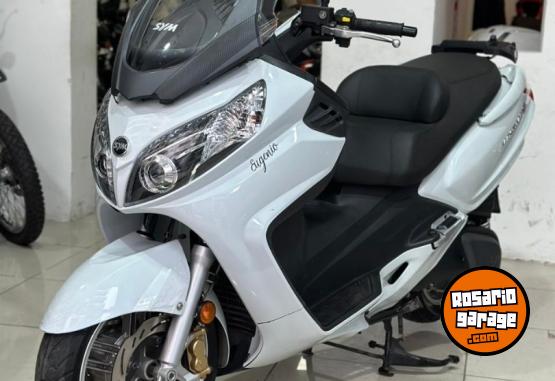Motos - SYM SYM MAXSYM 600 2018 Nafta 6600Km - En Venta
