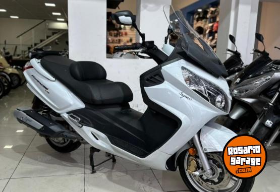 Motos - SYM SYM MAXSYM 600 2018 Nafta 6600Km - En Venta