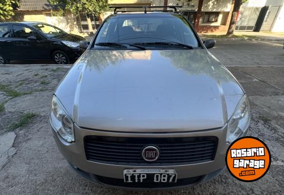 Autos - Fiat Siena 2010 GNC 130000Km - En Venta