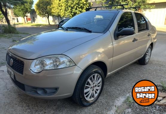 Autos - Fiat Siena 2010 GNC 130000Km - En Venta
