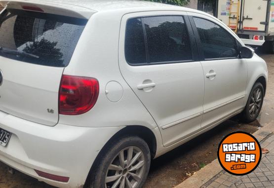 Autos - Volkswagen Fox 5 puertas highline 2014 Nafta 169000Km - En Venta