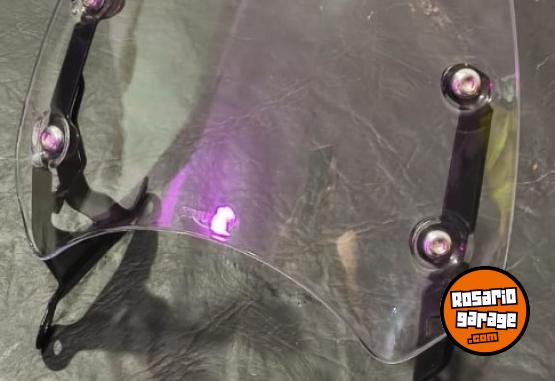 Accesorios para Motos - Parabrisas con soporte para moto Triumph speed 400 original - En Venta