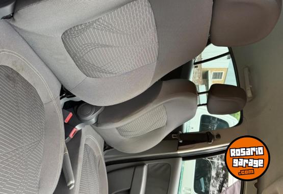 Autos - Fiat Palio attractive 2012 Nafta 53000Km - En Venta
