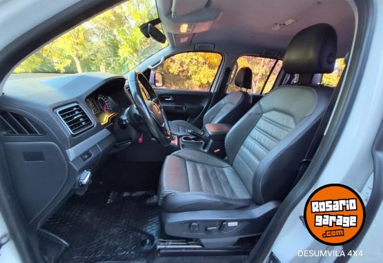 Camionetas - Volkswagen AMAROK HIGHLINE 4X4 AT 2017 Diesel 230000Km - En Venta