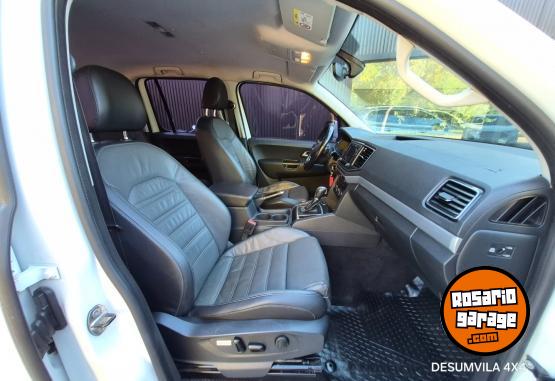 Camionetas - Volkswagen AMAROK HIGHLINE 4X4 AT 2017 Diesel 230000Km - En Venta
