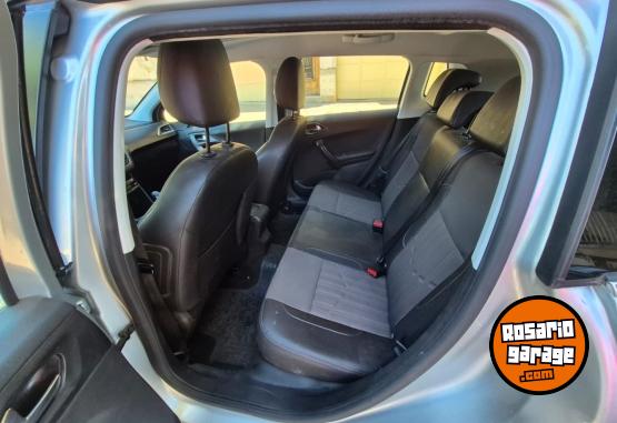 Autos - Peugeot 2008 Feline 2017 Nafta 102000Km - En Venta