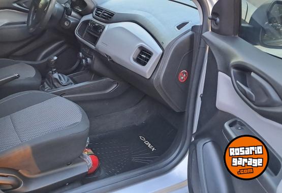 Autos - Chevrolet Onix joy+ 2019 GNC 121000Km - En Venta