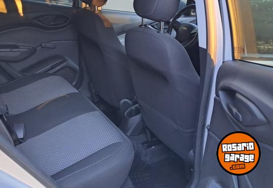 Autos - Chevrolet Onix joy+ 2019 GNC 121000Km - En Venta