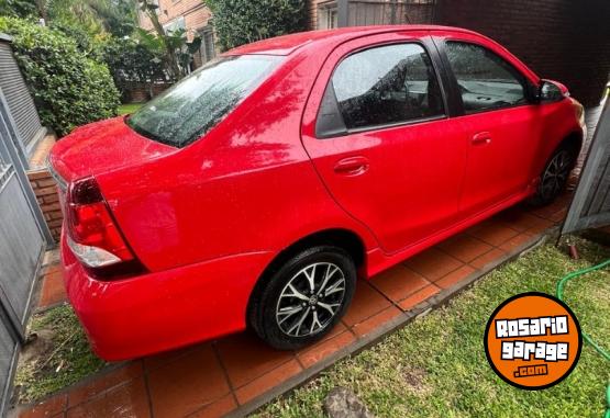 Autos - Toyota ETHIOS 2021 Nafta 20000Km - En Venta