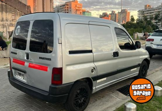 Utilitarios - Peugeot Partner 2008 Diesel 244000Km - En Venta