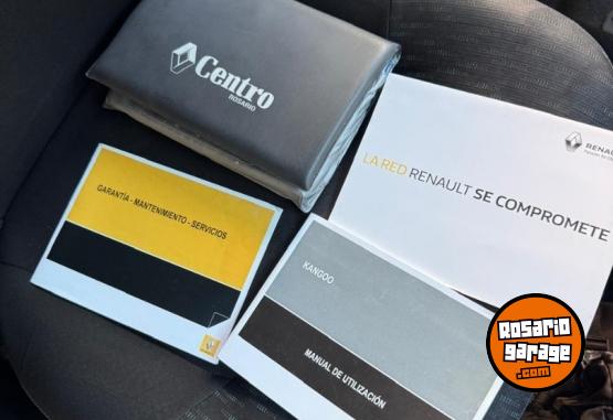 Utilitarios - Renault Kangoo 2016 Nafta 277000Km - En Venta