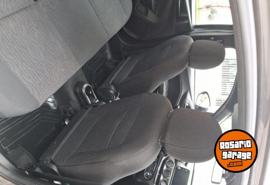 Autos - Fiat CRONOS 2024 Drive 1.3MT G 2024 Nafta 27000Km - En Venta