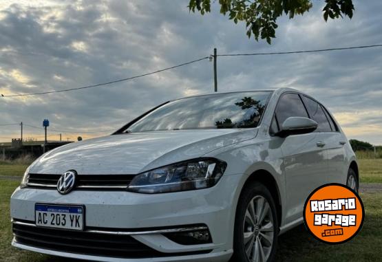 Autos - Volkswagen Golf 2018 Nafta 140000Km - En Venta