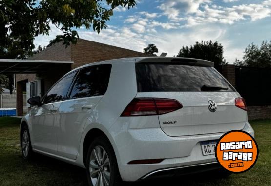 Autos - Volkswagen Golf 2018 Nafta 140000Km - En Venta