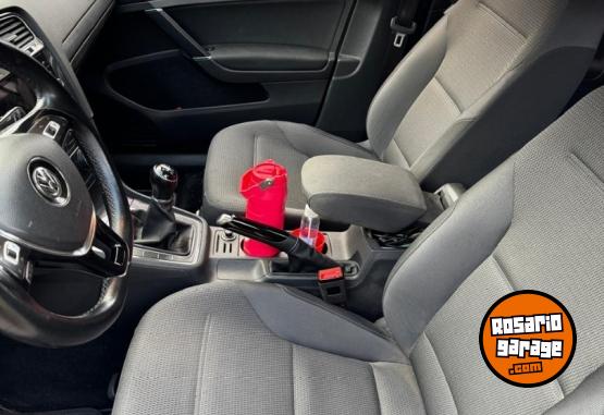 Autos - Volkswagen Golf 2018 Nafta 140000Km - En Venta