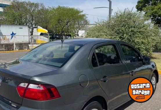 Autos - Volkswagen Voyage 2015 Nafta 160000Km - En Venta