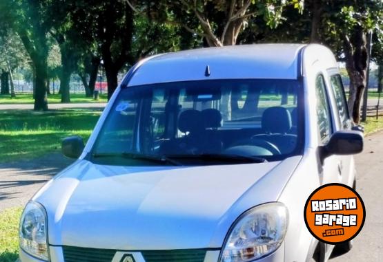 Utilitarios - Renault Kangoo 4 puertas 1.6 16v. 2010 GNC 330000Km - En Venta