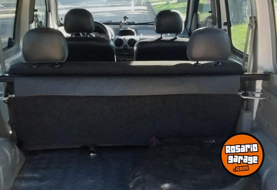 Utilitarios - Renault Kangoo 4 puertas 1.6 16v. 2010 GNC 330000Km - En Venta