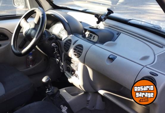 Utilitarios - Renault Kangoo 4 puertas 1.6 16v. 2010 GNC 330000Km - En Venta