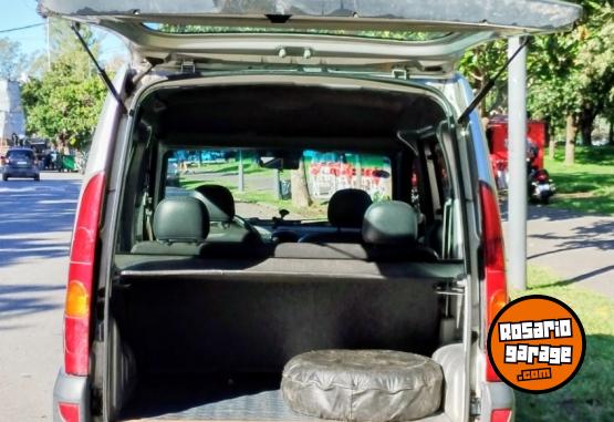 Utilitarios - Renault Kangoo 4 puertas 1.6 16v. 2010 GNC 330000Km - En Venta
