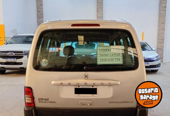 Utilitarios - Peugeot Partner Patagonica HDI 2010 Diesel 220000Km - En Venta