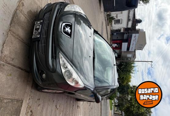 Autos - Peugeot 207 2013 Nafta 150000Km - En Venta